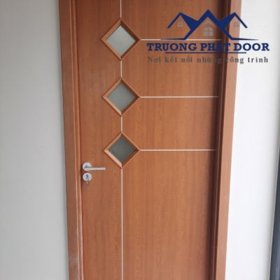 Mẫu Cửa nhựa composit đẹp đồng xoài