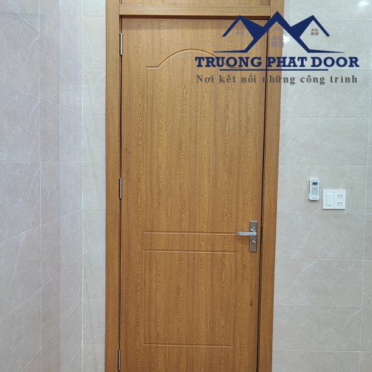Cửa nhựa composit giá rẻ bình phước